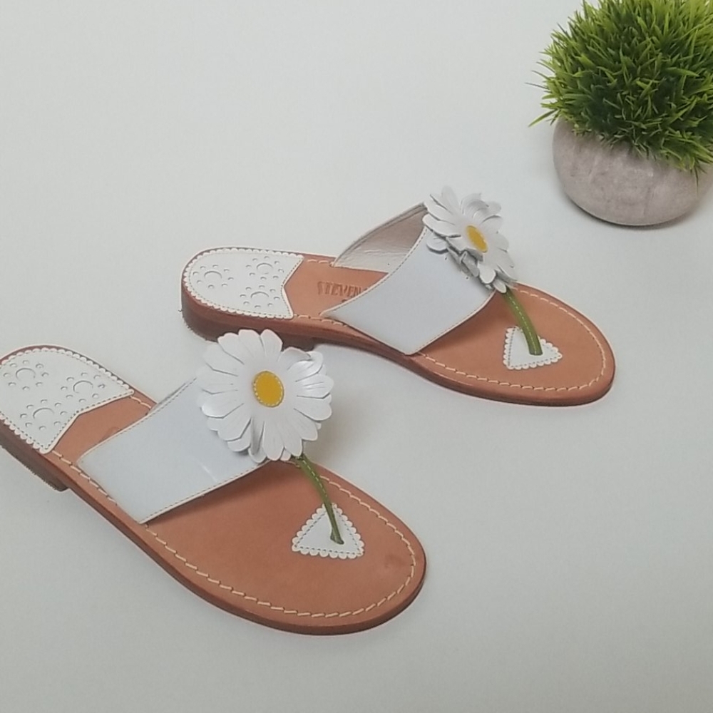 STEVEN SALARIO Daisy Switch Thong Sandals